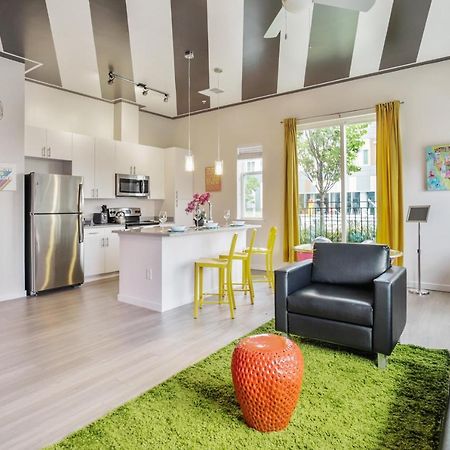 Lux House Of Champagne 2Br 2Ba Free Parking & Wifi Apartment Балтимор Екстериор снимка